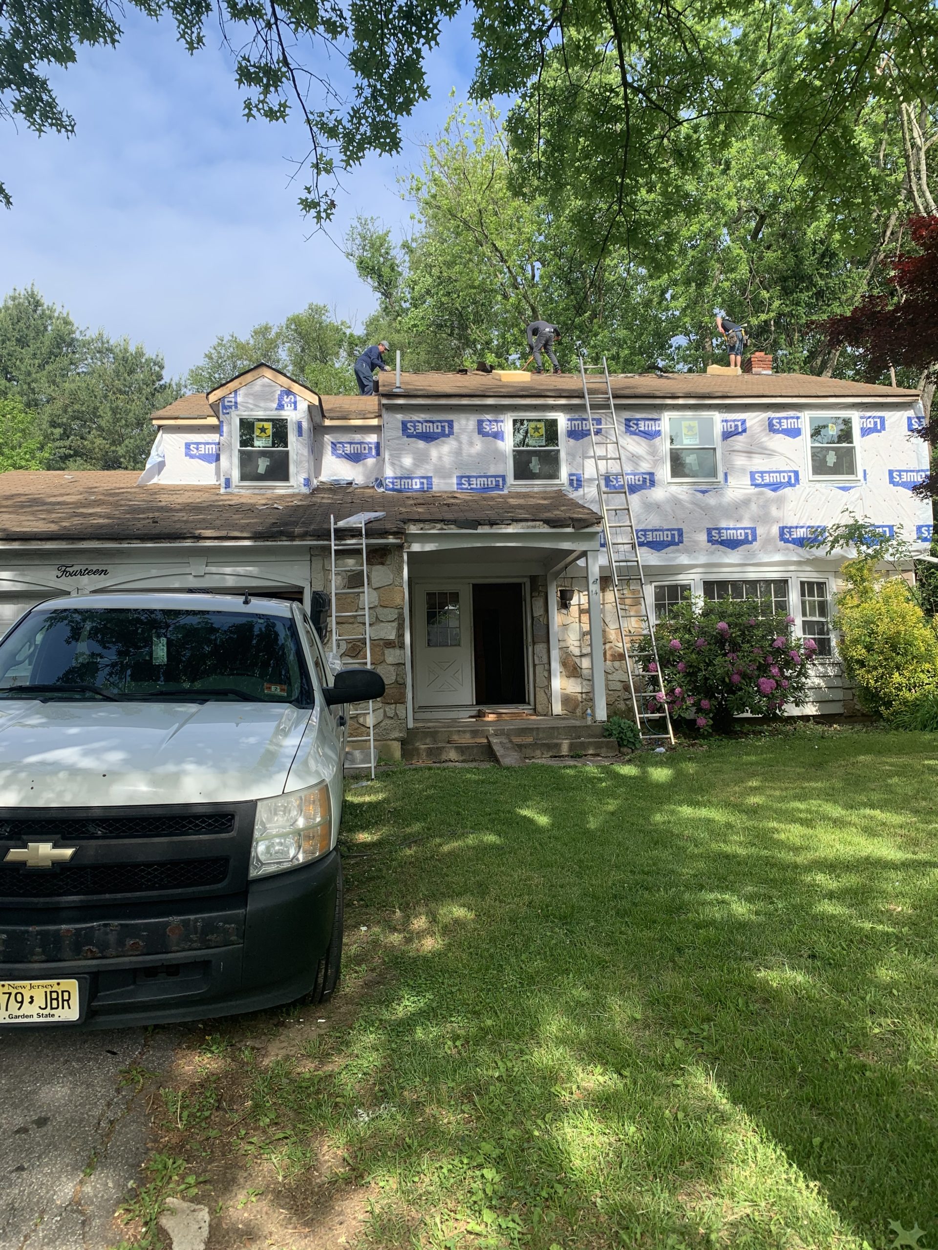 siding and roofing 